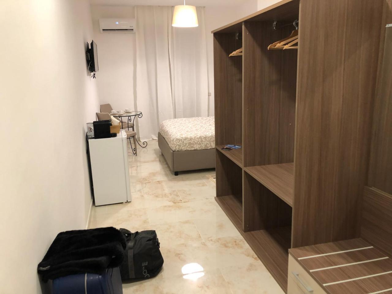Antonietta De Pace Rooms By Napoli Milionaria B&B Exterior photo